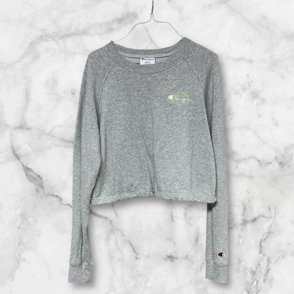 Champion Tops - Champion Heather Gray Women's Cropped sweatshirt size small
